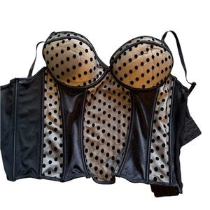 Kardashian Kollection Black and Cream Balconette Bras Waist Trimmer